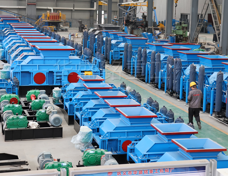 時產(chǎn)2000噸瀝青再生料雙齒輥破碎機一臺多少錢？