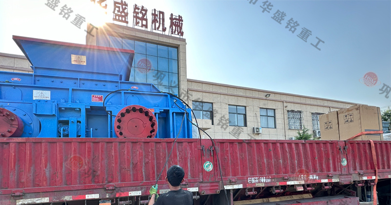 鐵礦石液壓對輥破碎機的維護成本如何？工作原理是什么？