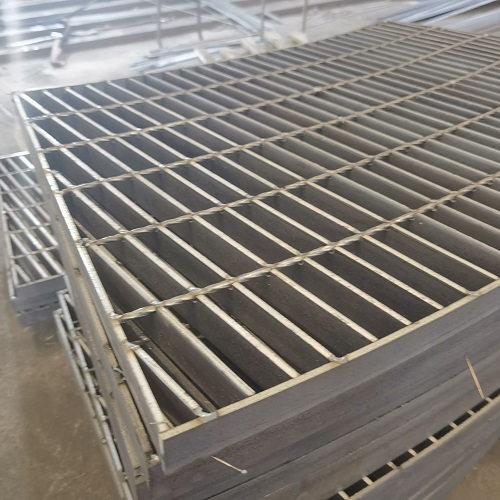 異型車(chē)庫(kù)用G405/30/100鋼格柵鋼格板選購(gòu)要點(diǎn)及解決方案