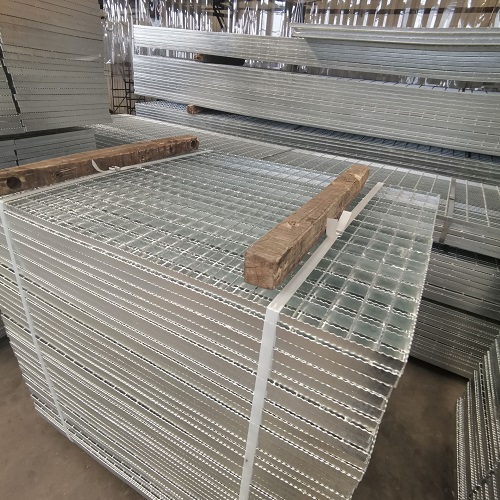 如何辨別劣質鋼格板？看這4個細節(jié)，避免安全隱患