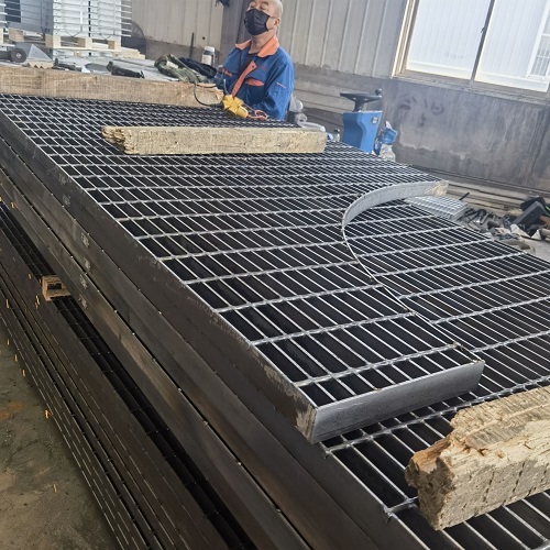 環(huán)保要求下，如何挑選符合標(biāo)準(zhǔn)的鋼格柵產(chǎn)品？