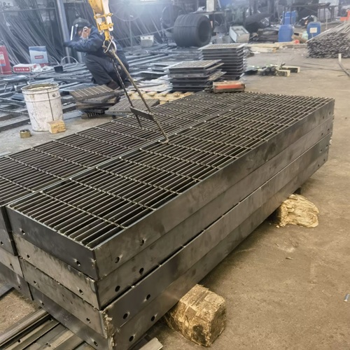 線上線下選購鋼格柵，這些差異不了解要吃大虧