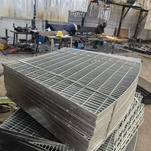 鋼格柵板市場格局正在發(fā)生變化，這些信號要關注